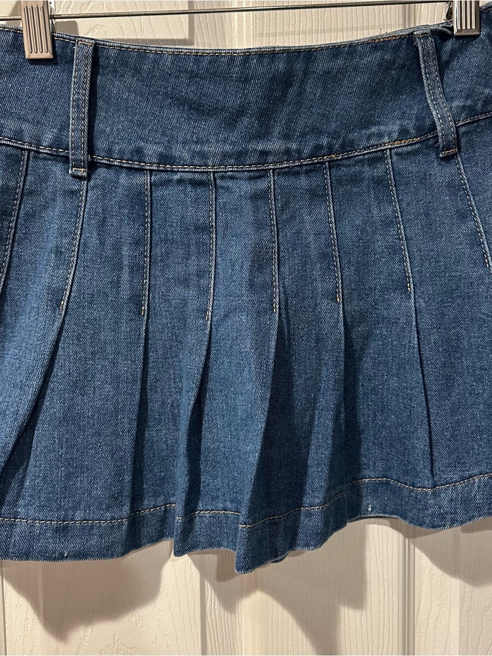 Sincerly Jules Denim Pleated Mini Skirt - Blue